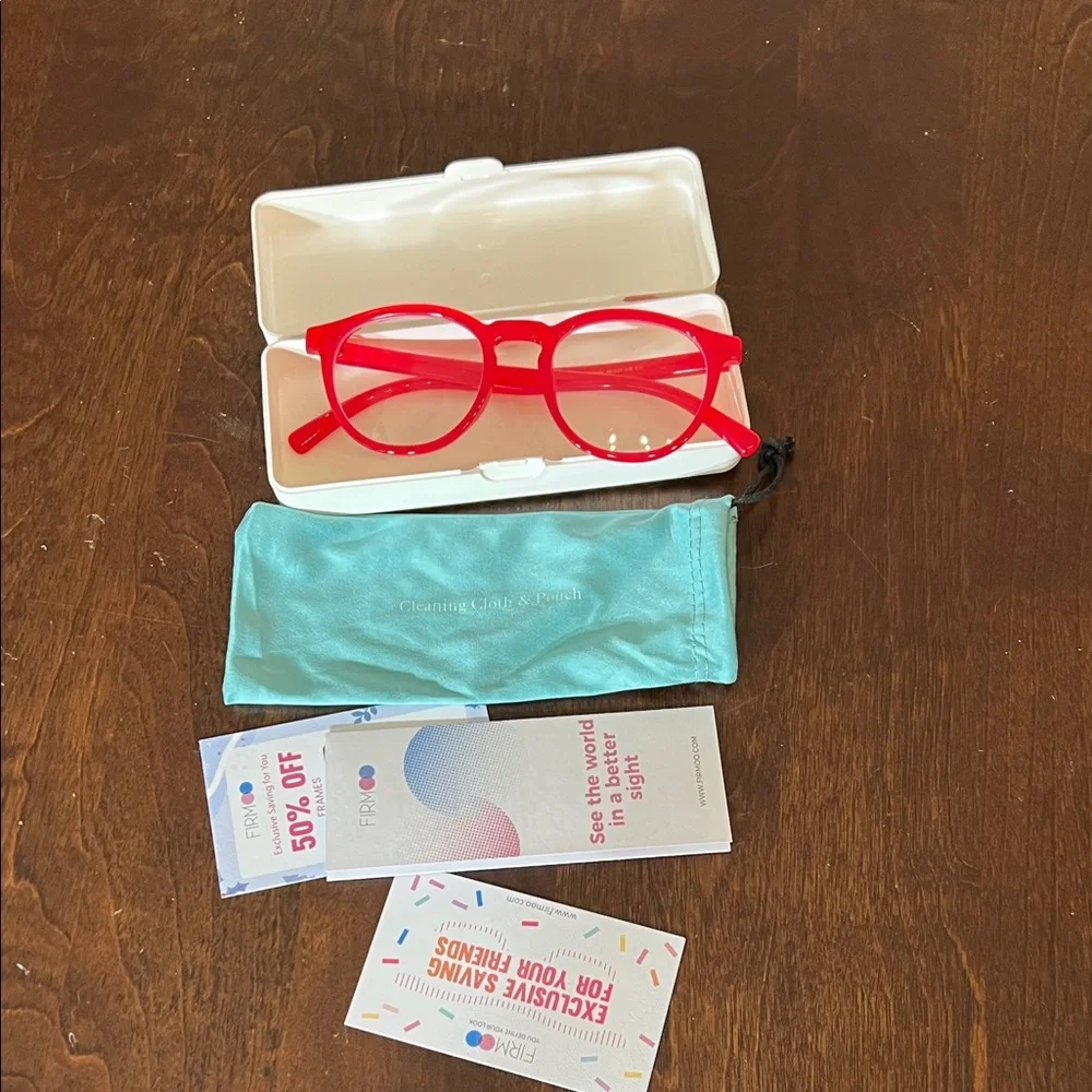 Red fashion glasses with case